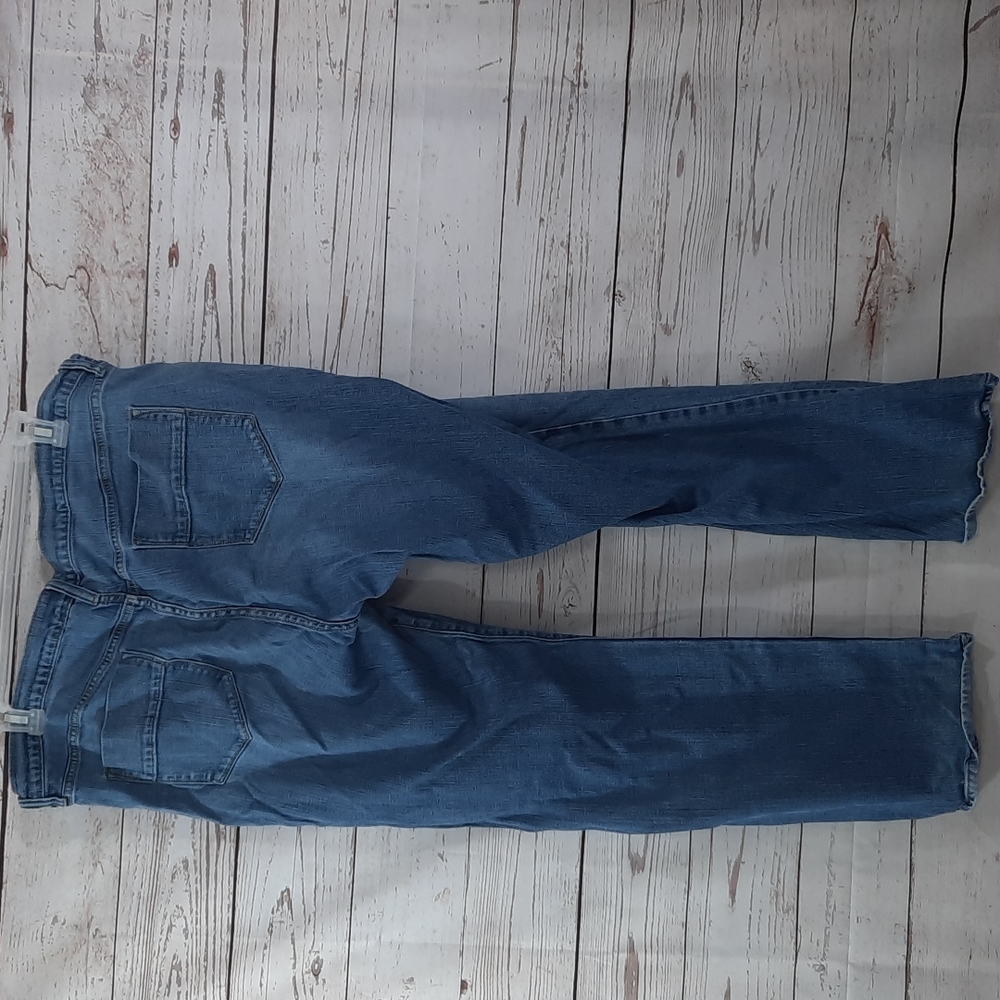 Old Navy Jeans - Picture 4 of 6